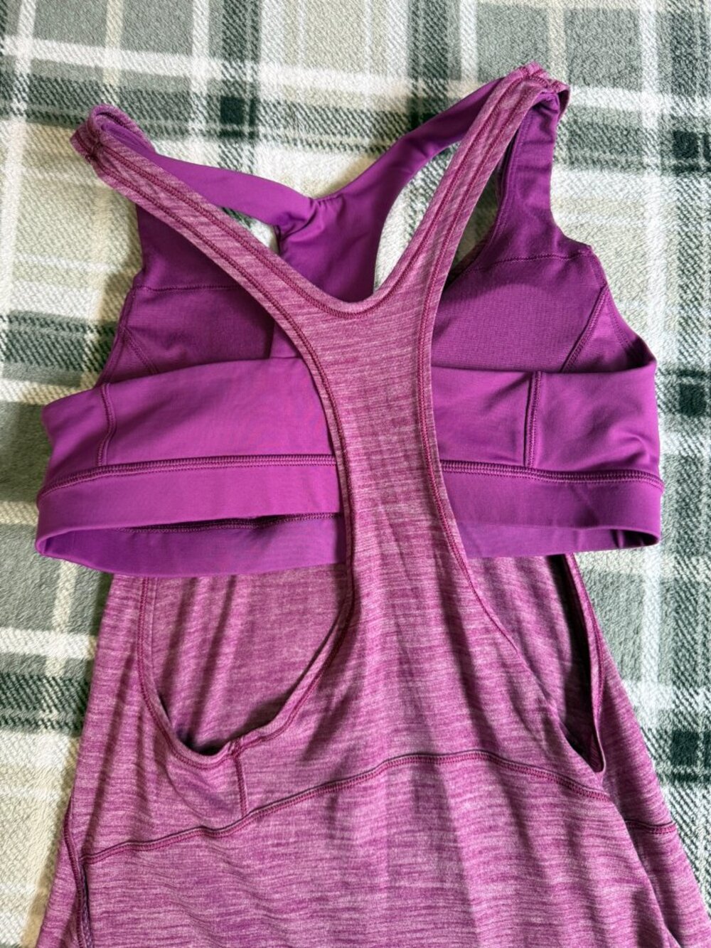Lululemon Racerback Tank Top Womens Magenta Purple Built-In Bra Athletic Size 4